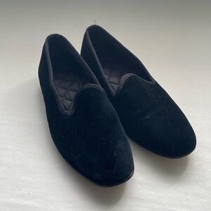 Del Toro Women's Black Velvet Slippers Loafers Size 6.5